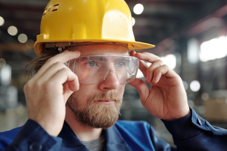 The Evolution of Safety—Helmetatech’s Impact on Workplace Protection